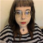 Soy versátil y me encanta trabajar en la enseñanza. Soy paciente y comprensiva pero también pongo límites. Clases de prim. o ESO.